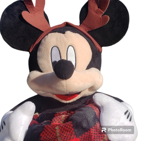 Mickey Mouse Pillow Buddy and Throw Blanket NWT - Picture 5 of 10